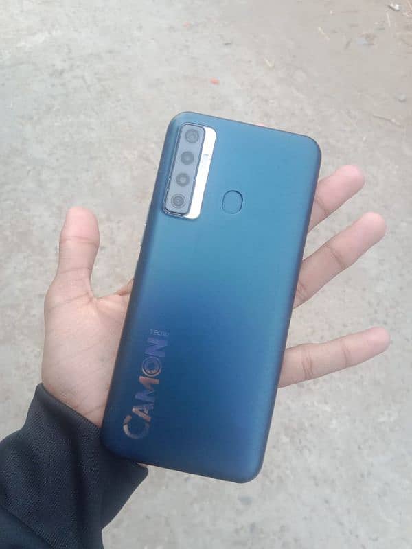 Tecno Camon 17 (6/128) 0