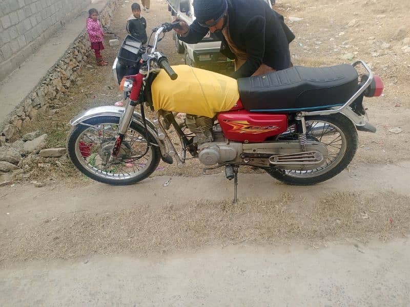 2012model honda cg 125 Attock 4