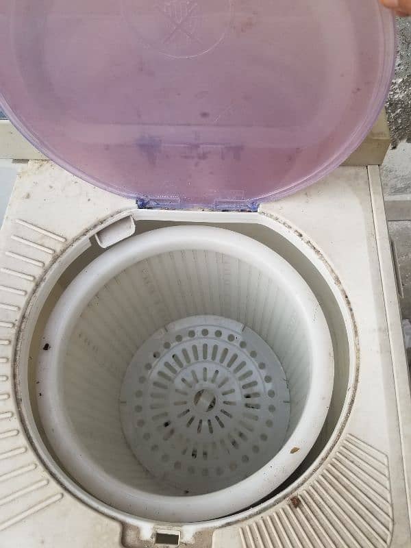 used washing machine for urgent sale 3