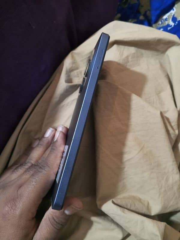 Tecno spark 10pro 8ram 256gb 5