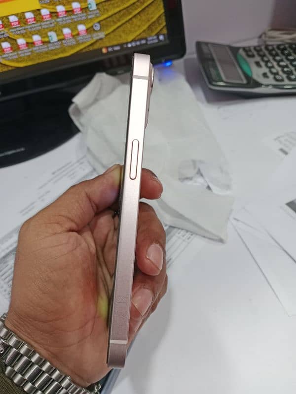 I phone 13 non pta 128 gb condition 10/10 2