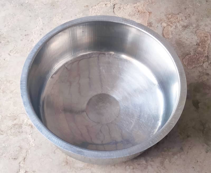 large size Pure steel Pot in Nice condition 3