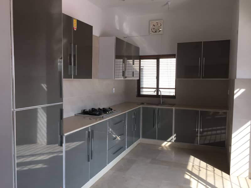 10 Marla Upper Portion Available For Rent In Dha Phase 4 Two Bedrooms Lounge Kitchen Separate Entrance 8