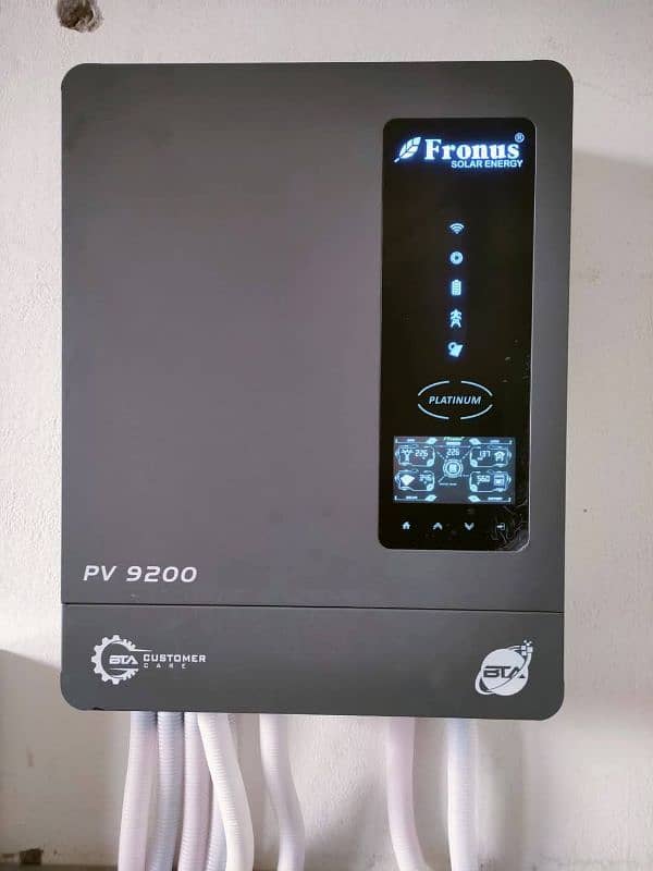 fronus pv 9200 hybrid solar inverter 8200watts 48v dual output 0