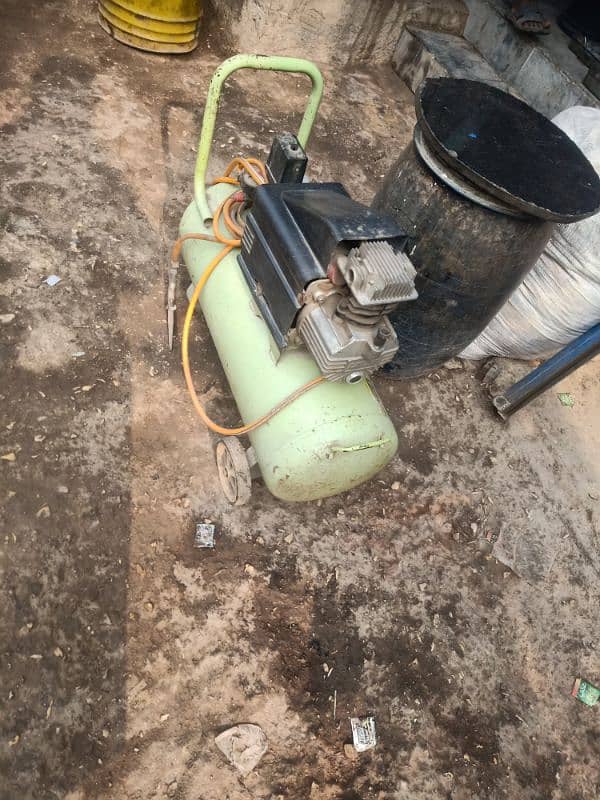 Used Air compressor 5