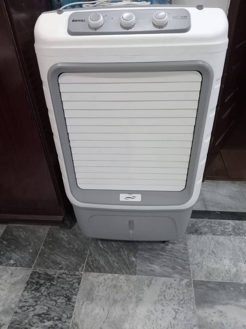 High-Performance Air Cooler for Sale –  (under 8 months warranty) 1