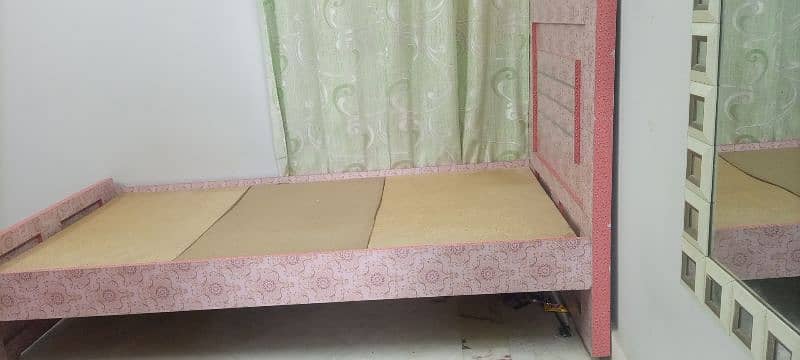 Single Wooden Bed in Pink Color High Quality Lasani sheets 3