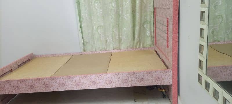 Single Wooden Bed in Pink Color High Quality Lasani sheets 4