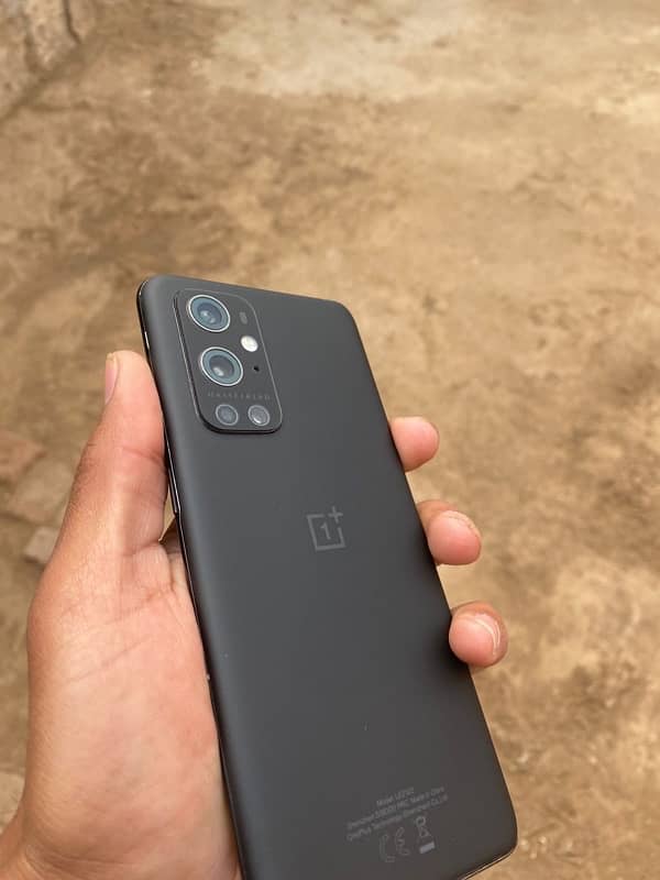 one plus 9 pro 12/256 dual sim(exchange possible ) 13