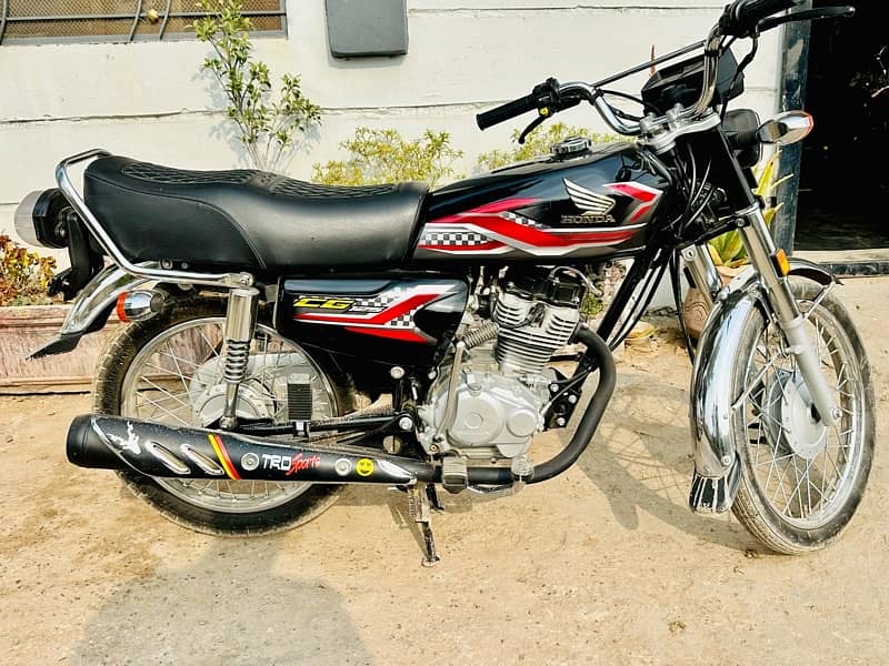 Honda CD 125 2024 model Lush condition only 3600 km driven 2