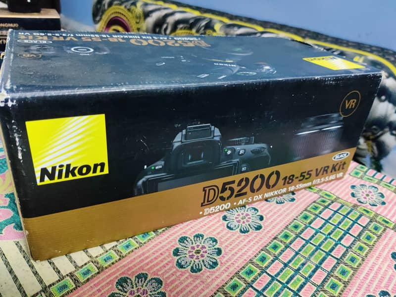 Nikon DSLR D5200 Brand New Condition 4