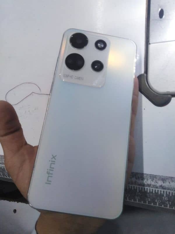 Infinix note 30 8gb/128gb 10/10 0