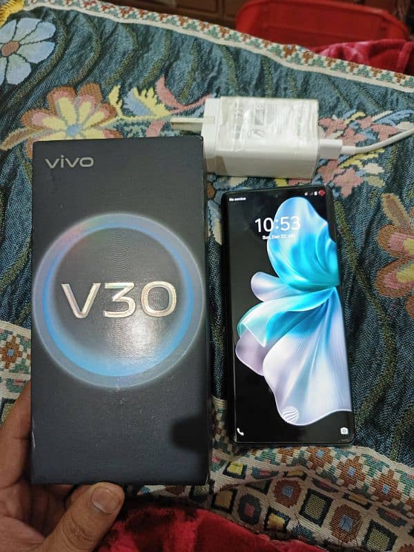 Vivo v30 5g new open box condition 10/10 10