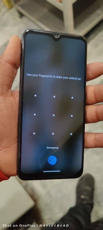 Vivo V20 black ket 4