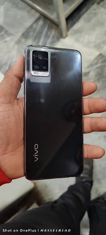 Vivo V20 black ket 5