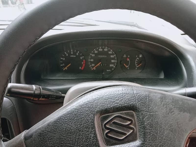 Suzuki Baleno 2000 10