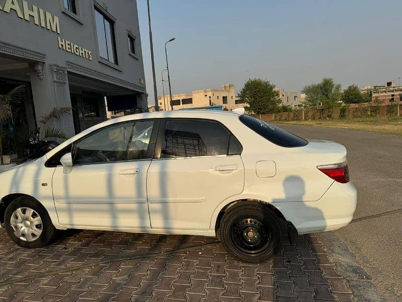 Honda City IDSI 2006 Lahore registered 10