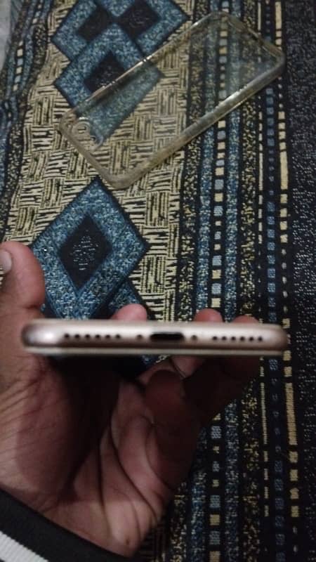 iphone 8 non PTA 64GB 2