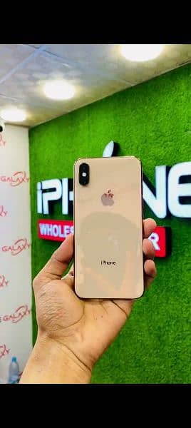 iPhone xs Max 256 GB PTA approved my WhatsApp0323=00=97=122 1