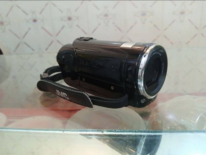 JVC everio HD camera 4