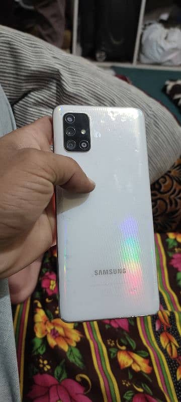 Samsung A71 1