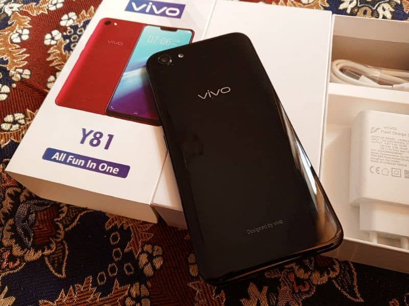 vivo y81 (6/128) Face ID complete Box 3