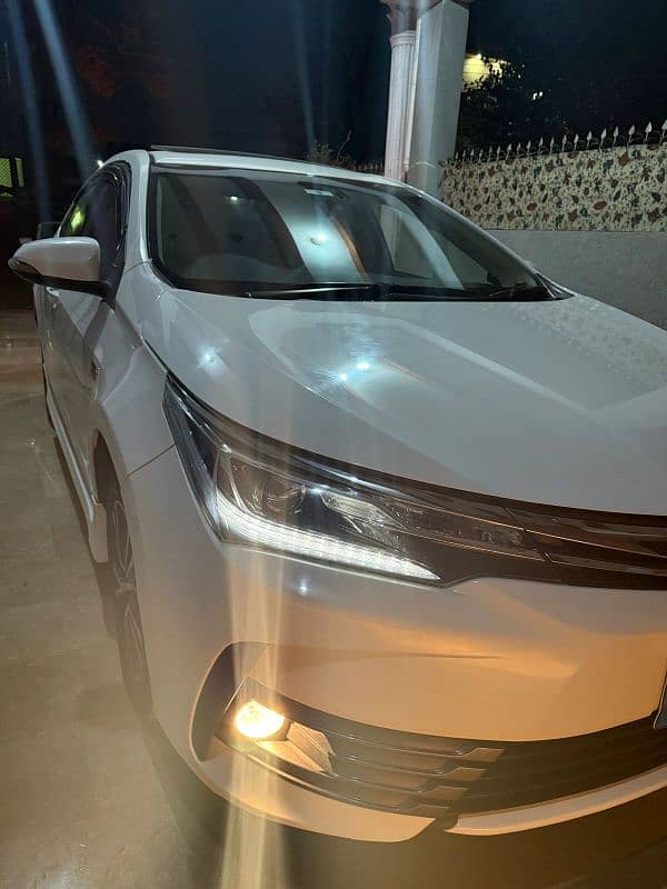 Toyota Altis Grande 2020 1