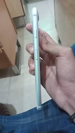 I PHONE 7 plUs 10/9.5 condition only battery change Baki all original