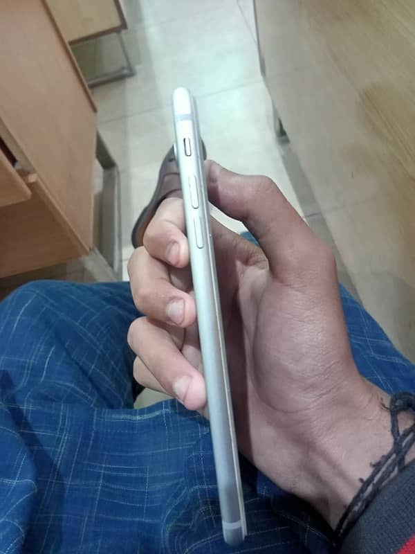 I PHONE 7 plUs 10/10condition only battery change Baki all original 3