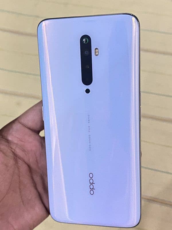 Oppo Reno2 F 11