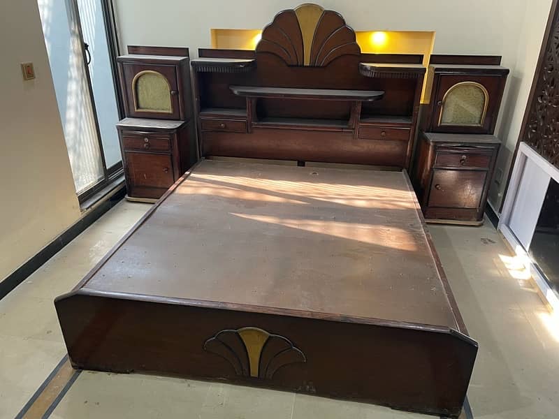 king size bed with side tables 0