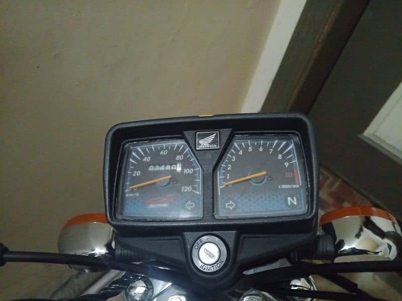 honda 125 model 2024 first hand black coloure 1