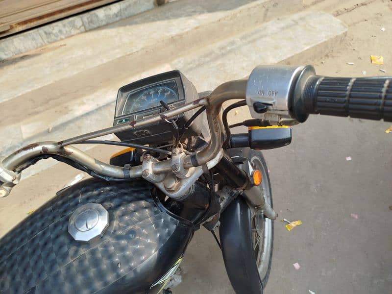 Honda cd70cc all okay hy jisy leni hy rabta kry 3