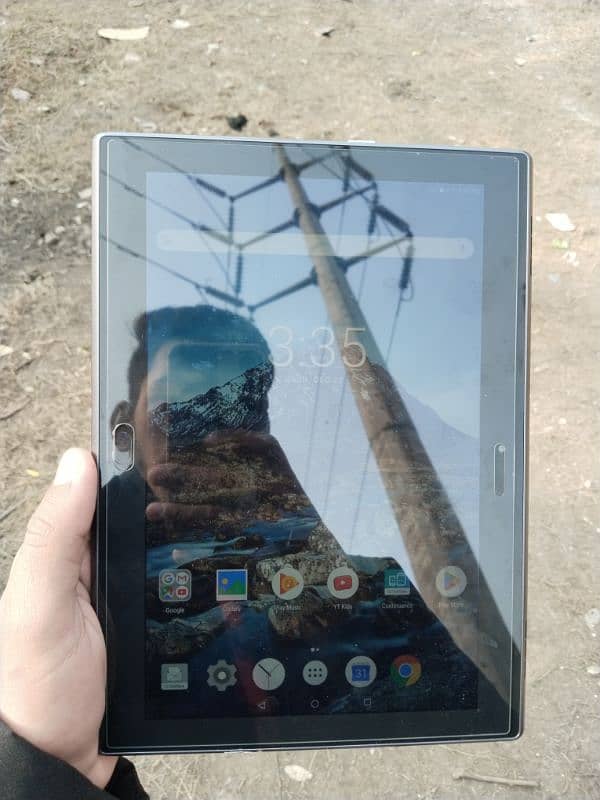 Lenovo  Tab 4 Plus 3