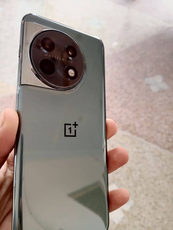 OnePlus 11 5G 16gb 256 gb 10/10 condition 5