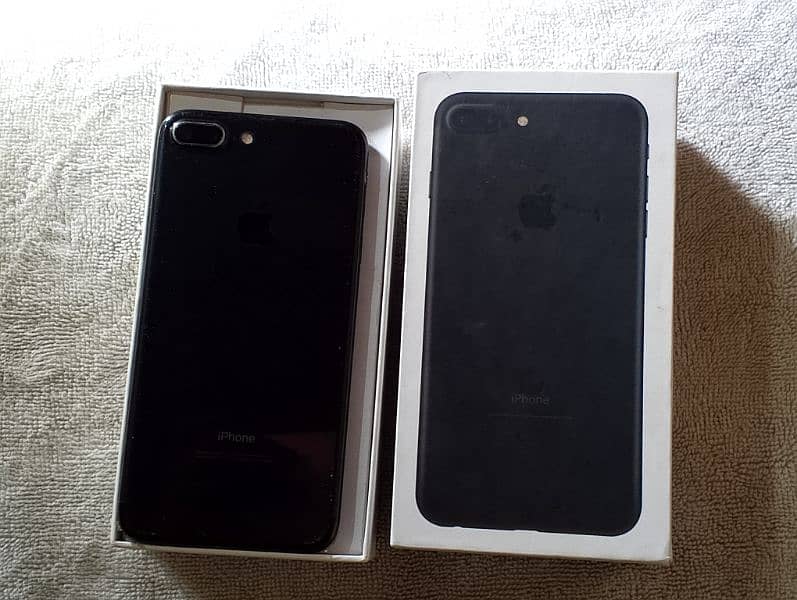 I Phone 7+ With Box 4