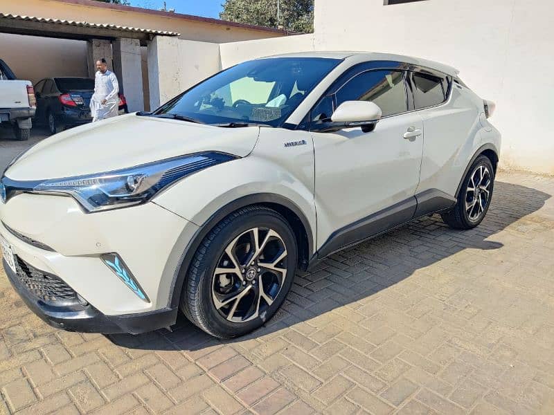 Toyota C-HR 2017 3