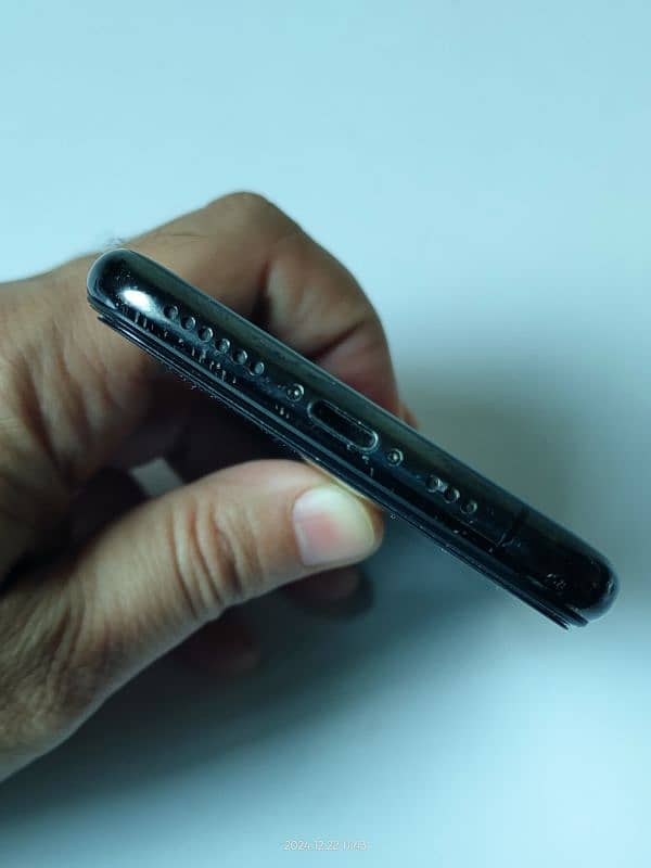 iPhone 11 pro pta approved 5