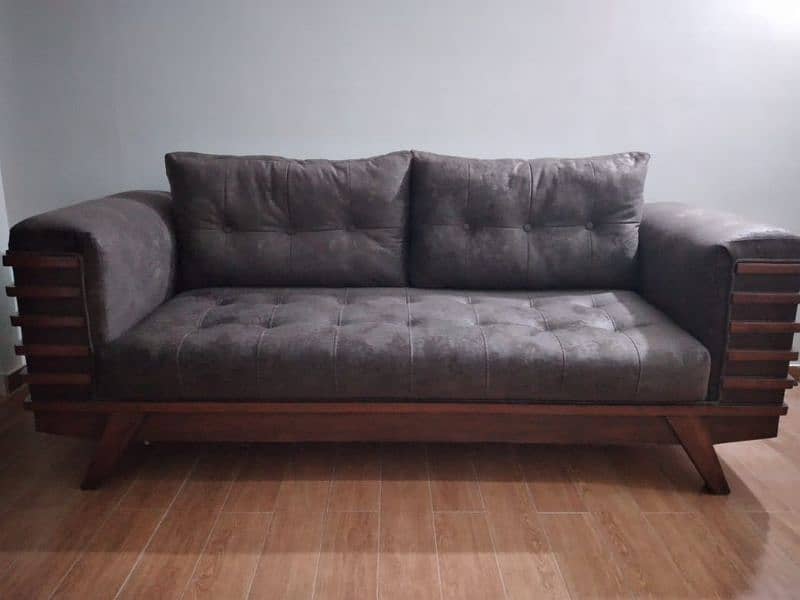 5 seater sofa set for sale new condition 1