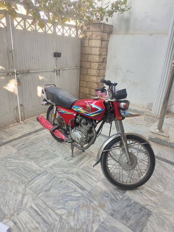 Honda 125 model 2018 lahore registered. 7