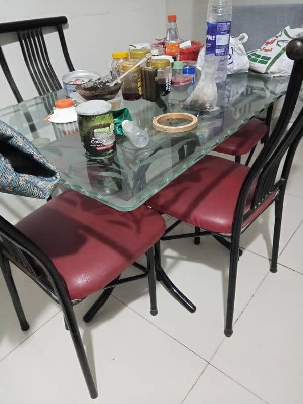 Dinning table 0