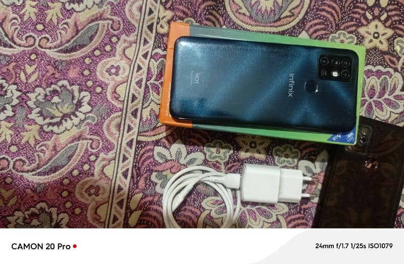 infinix hot10  6/128 for sale  9/10 condition 1