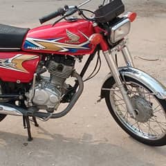 Honda 125 2020 model Golden nomber bayomatric available