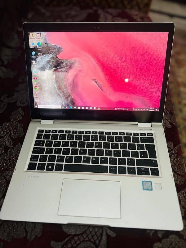 elite book 1030 G2 core i5 7th gen 1