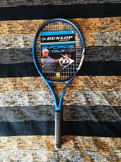 DUNLOP EXTREME 700 TENNIS RACQUET