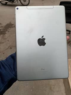 Aoa I’m selling my ipad air 3rd generation  (64gb) all ok