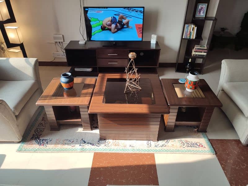 Coffee table set 0