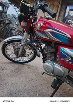 Honda 125 2022 03218483111