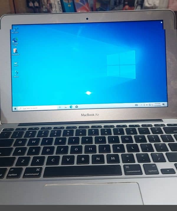 Apple Macbook Air 2011 memory 2 64  all ok window 10 b instal hoti hai 6