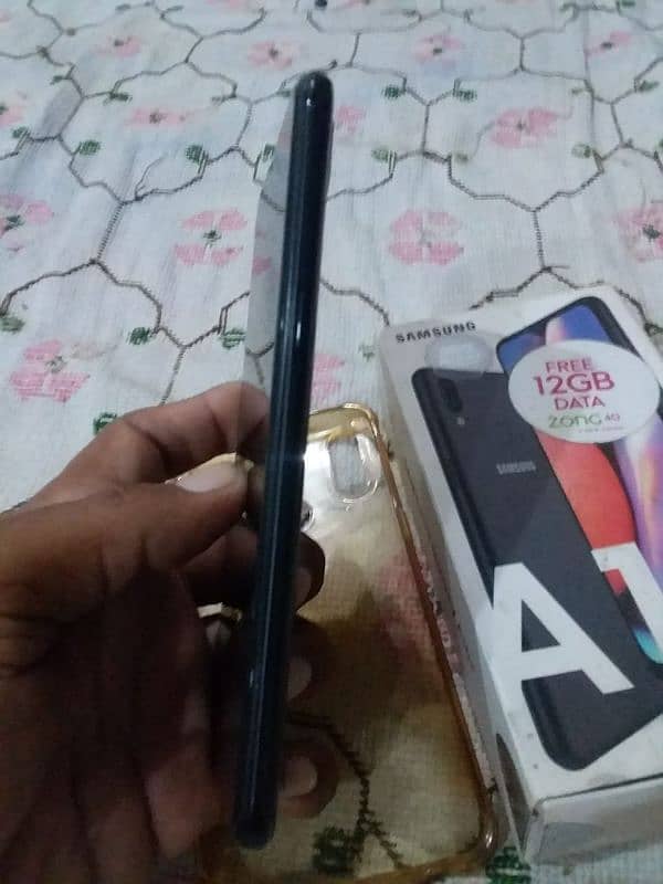 samsung A10s modal hai original phone hai not open no repir no fault 2